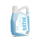 4L jug of GYEON Q²M Bathe, a slick, pH-neutral shampoo designed for safe maintenance washes and ceramic coating preservation.