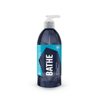 500mL bottle of GYEON Q²M Bathe shampoo for gentle vehicle washing and maintaining paint protection.