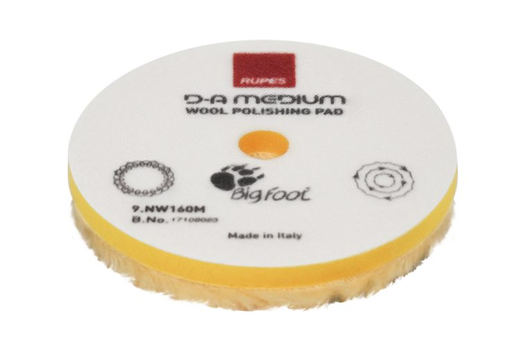 Overview of RUPES D-A MEDIUM Wool Polishing Pad for moderate defect removal with dual action machines.