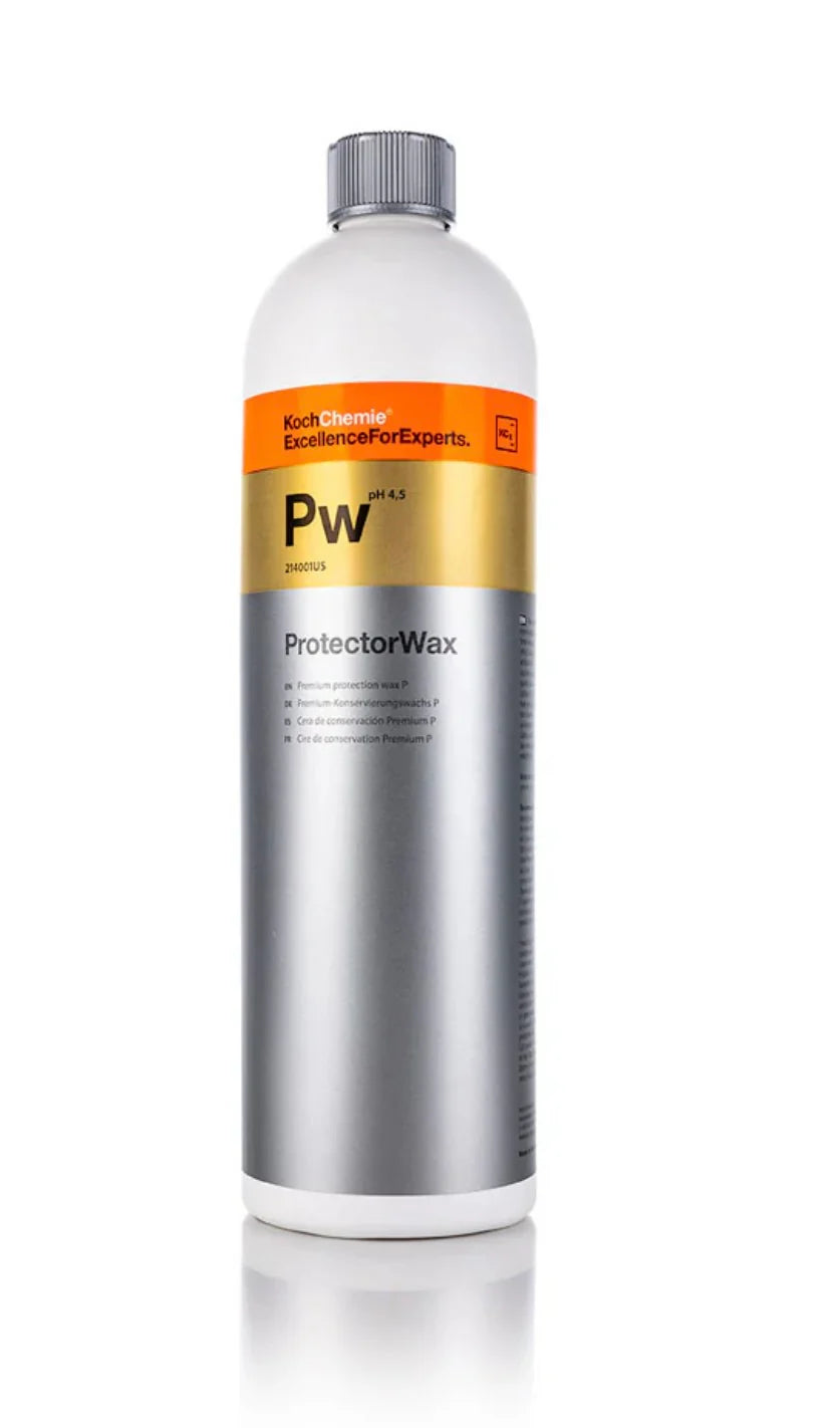 1L bottle of Koch-Chemie Protector Wax for durable, hydrophobic vehicle surface protection.