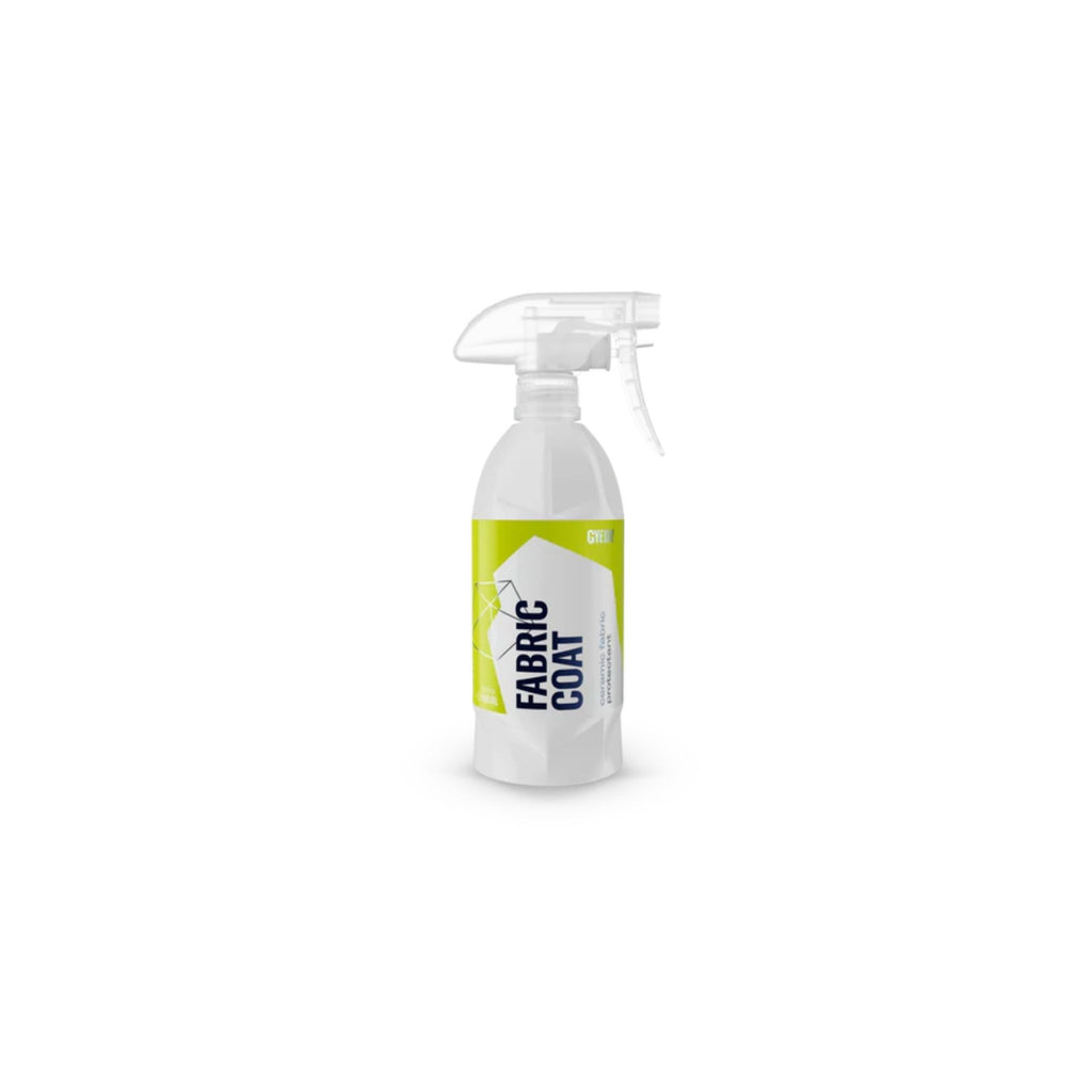 Gyeon Q²M Fabric Coat 400 Fabric coat spray bottle on a white background