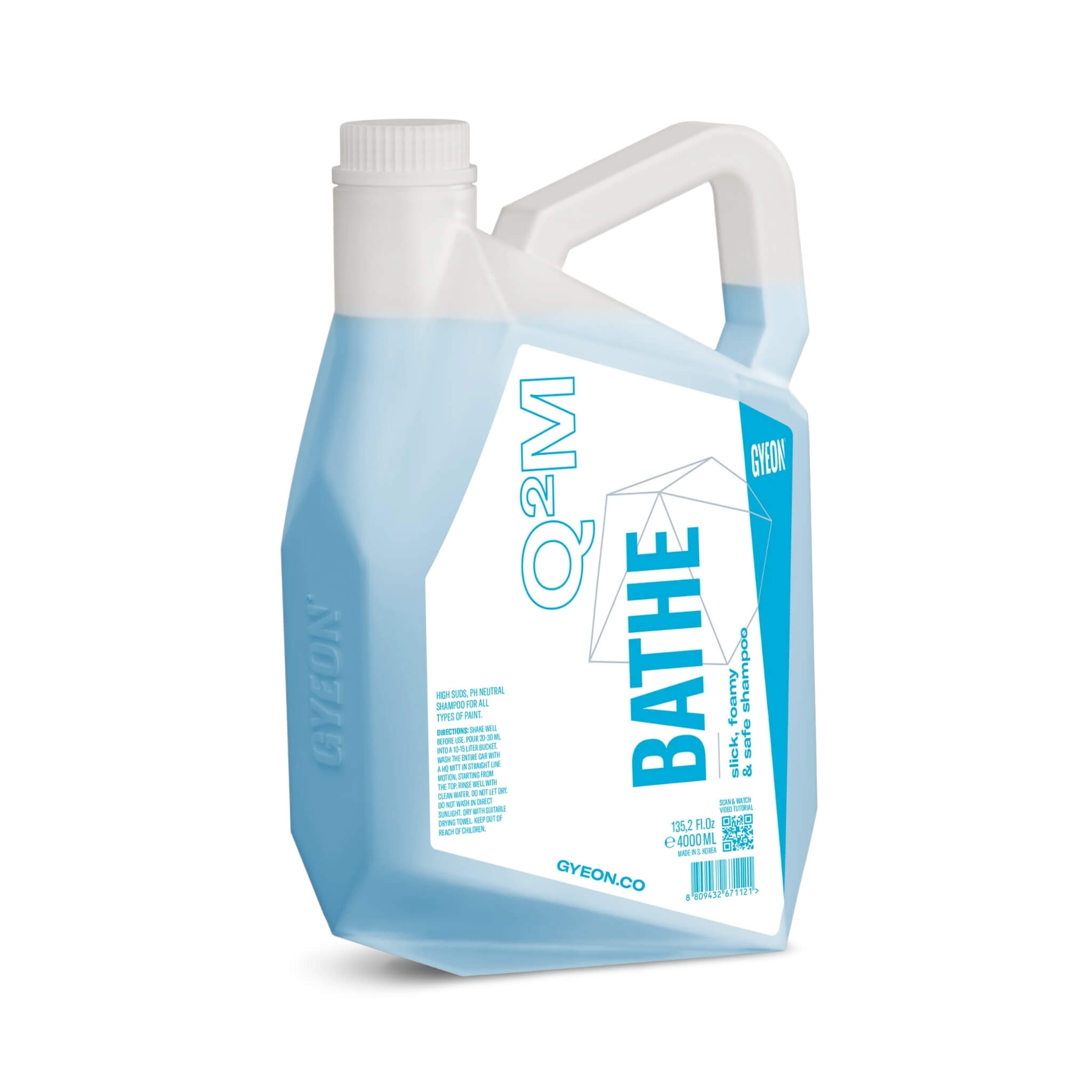 4L jug of GYEON Q²M Bathe shampoo for gentle vehicle washing and maintaining paint protection.