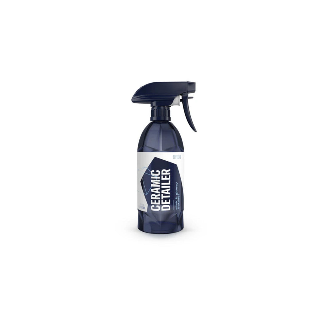 Gyeon Q2M Ceramic Detailer dark bottle  on white background