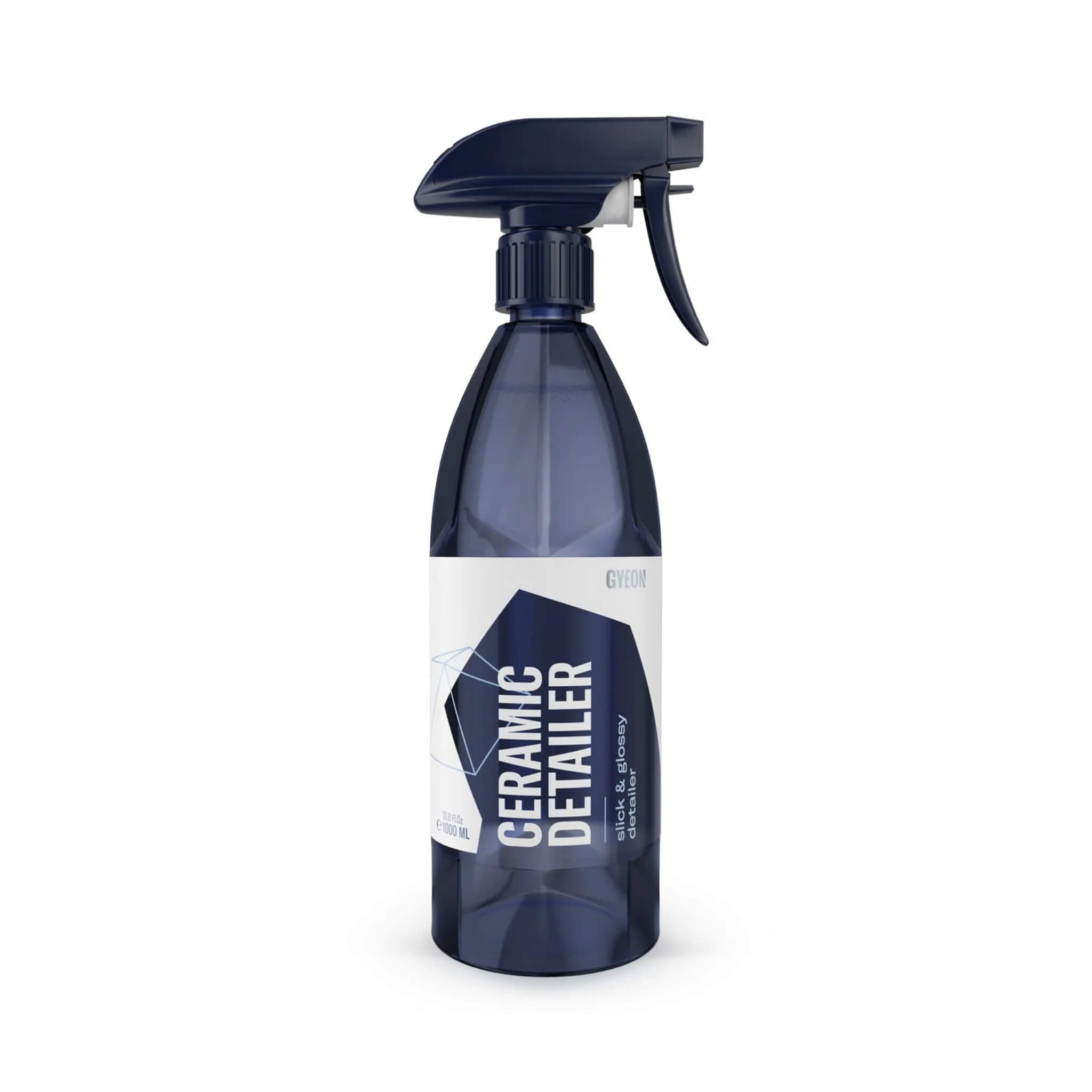 1L bottle of GYEON Q²M Ceramic Detailer, a quick detailer that enhances gloss, slickness, and hydrophobic effect.