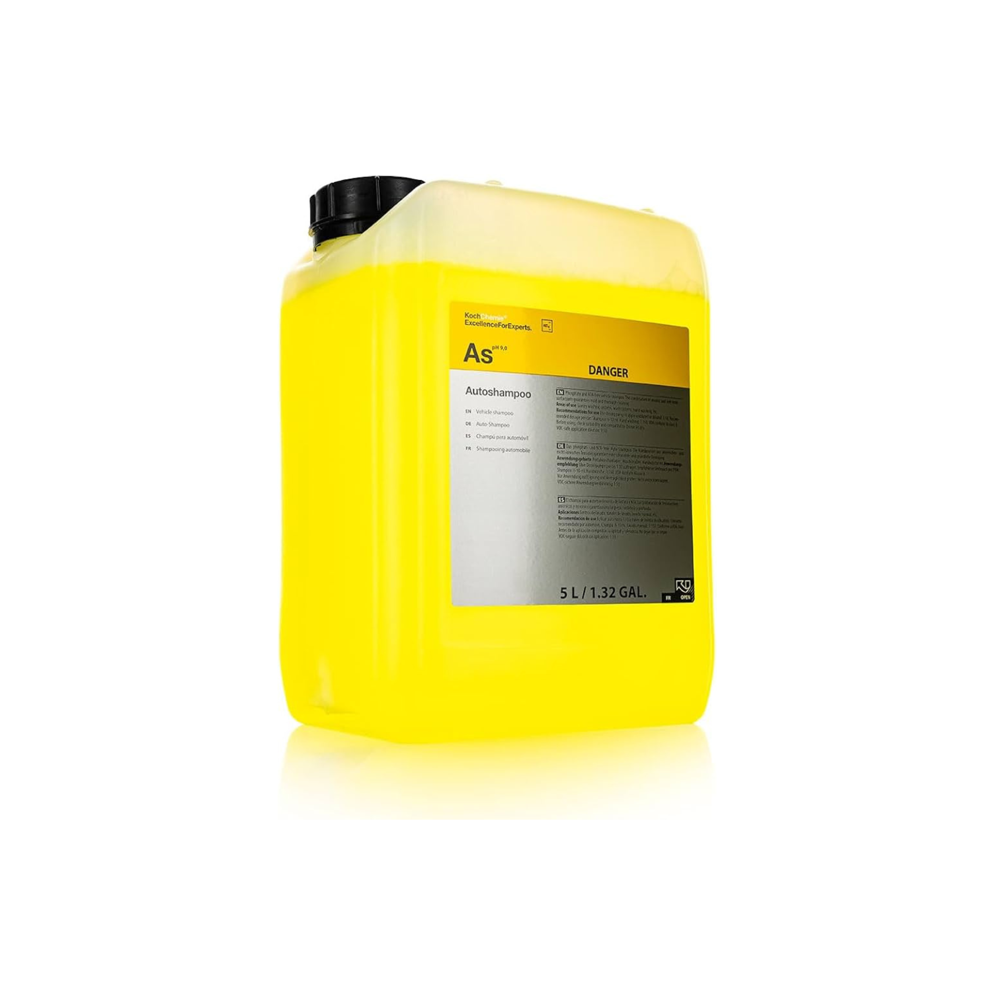 Koch-Chemie Autoshampoo, phosphate and NTA-free car shampoo for gantry systems and hand washing, mild yet thorough cleaning.