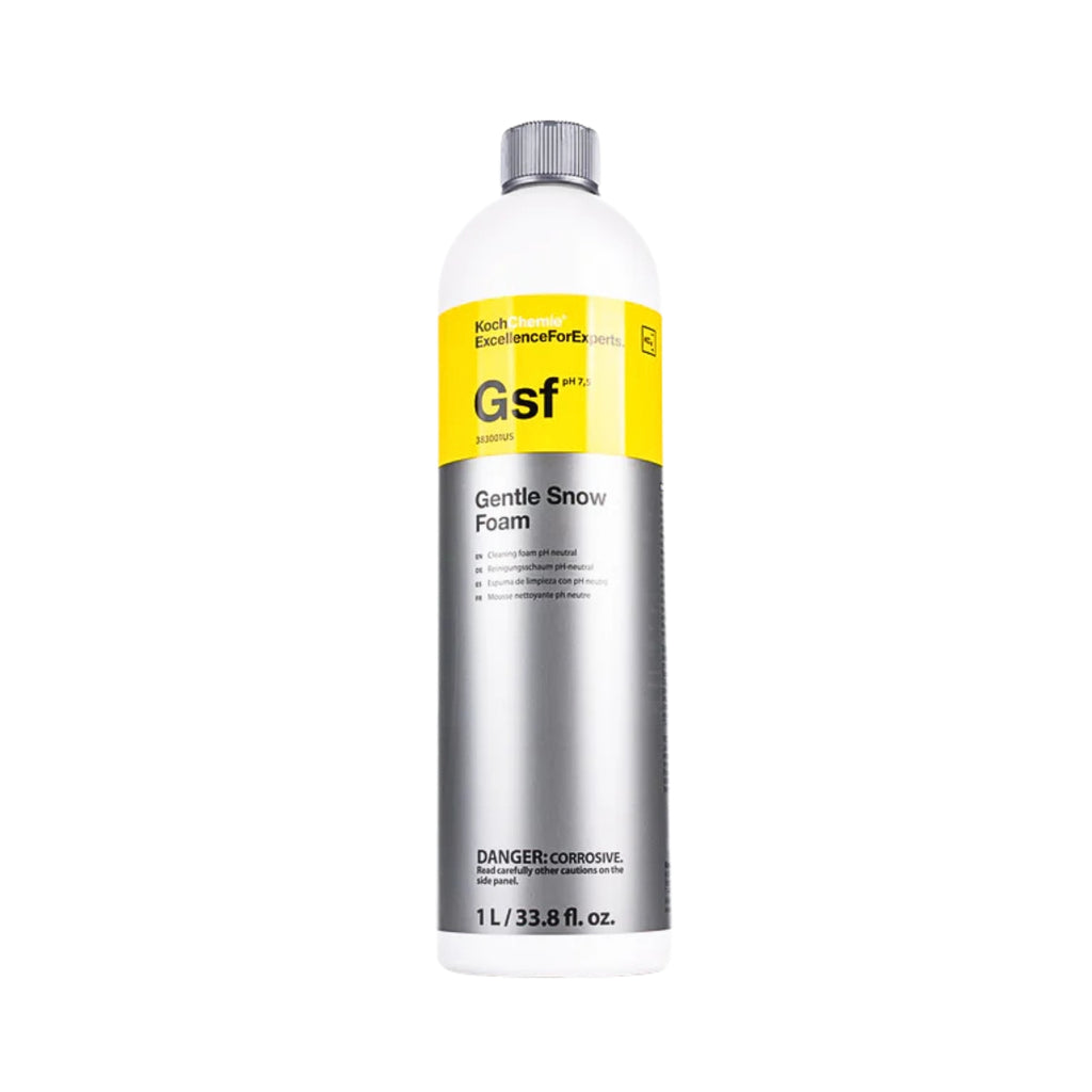 1L Koch-Chemie Gentle Snow Foam, pH-neutral cherry-scented cleaner for foam guns or hand washing with rich, safe lather.