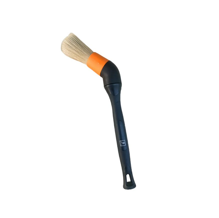Koch-Chemie Orange Exterior Brush for heavy-duty cleaning of plastic parts like radiator grilles, sills, and textured trim.