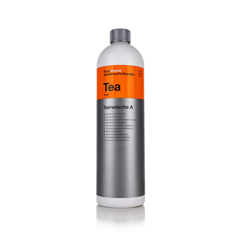 Koch-Chemie Teerwasche A 1L bottle for removing tar, oil, and adhesive residues from vehicle surfaces.