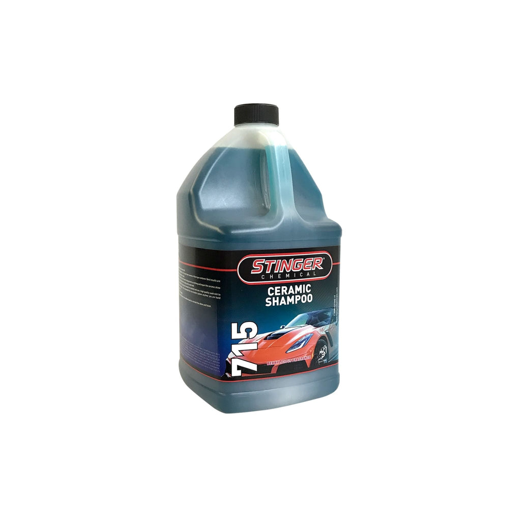 1G of STINGER 715 CERAMIC SHAMPOO cleans and adds SiO2 protection in one step, leaving a glossy, hydrophobic finish.