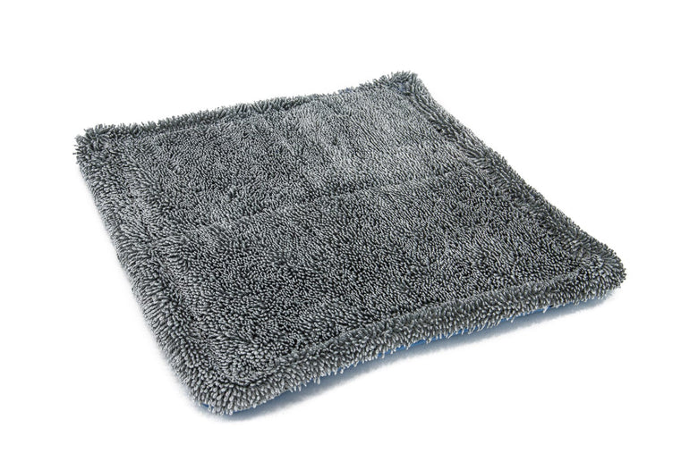 Autofiber Inside-Out Amphibian Glass Towel with dual-texture design for streak-free interior and exterior glass cleaning.
