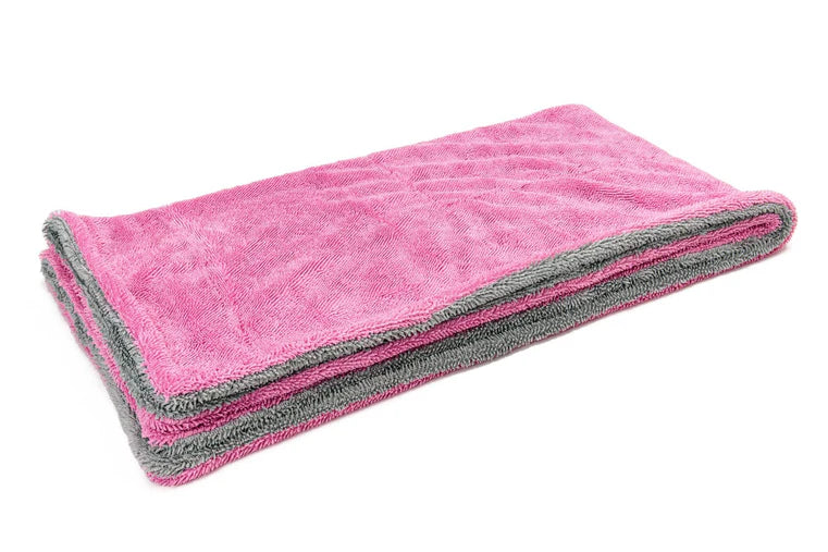 20"x40" Pink/Gray Autofiber Dreadnought XL Microfiber Drying Towel with ultra-absorbent twisted loop design for fast drying.